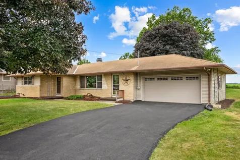32123 New Lebanon Road Hampshire IL 60140