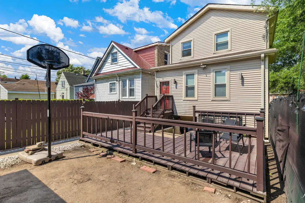7417 South Sangamon Street Chicago IL 60621