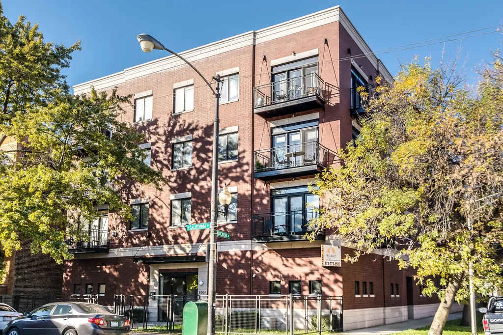2064 North California Avenue Chicago IL 60647