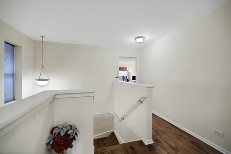 439 Bay Tree Circle Vernon Hills IL 60061