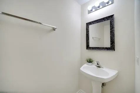 439 Bay Tree Circle Vernon Hills IL 60061