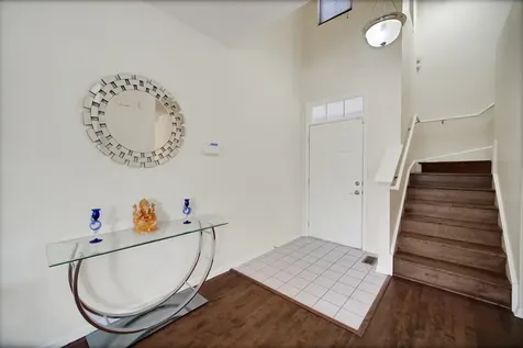 439 Bay Tree Circle Vernon Hills IL 60061
