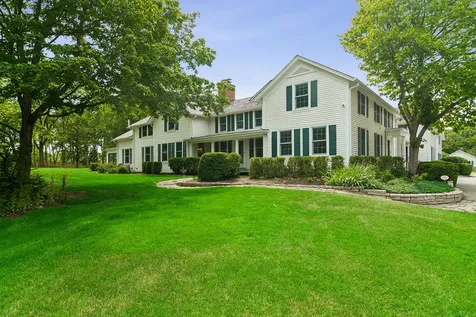 332 Old Sutton Road Barrington Hills IL 60010