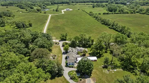 332 Old Sutton Road Barrington Hills IL 60010