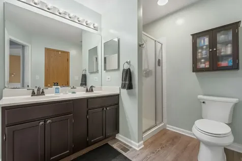 696 Fieldcrest Drive South Elgin IL 60177