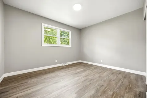 8320 Phyllis Road Rockford IL 61108