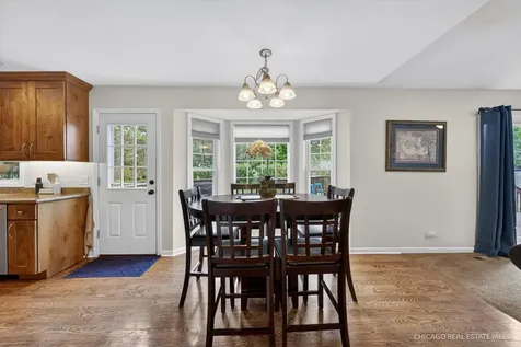 1125 Dovercliff Way Crystal Lake IL 60014