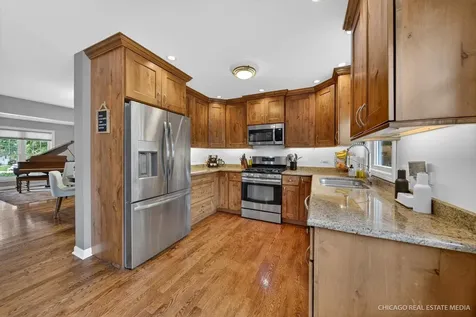 1125 Dovercliff Way Crystal Lake IL 60014