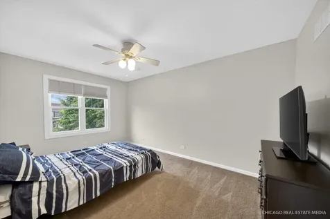 1125 Dovercliff Way Crystal Lake IL 60014