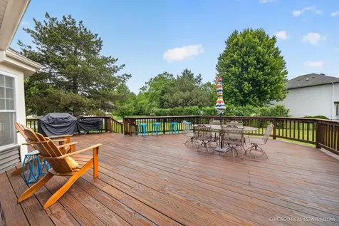 1125 Dovercliff Way Crystal Lake IL 60014