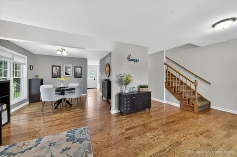 1125 Dovercliff Way Crystal Lake IL 60014