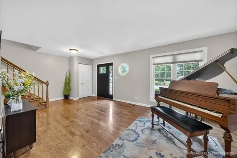 1125 Dovercliff Way Crystal Lake IL 60014