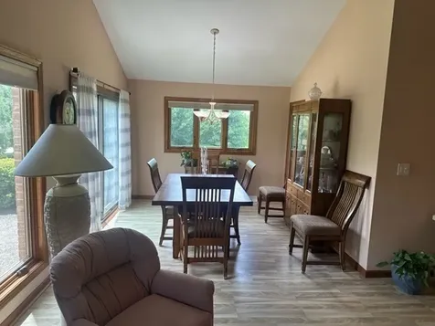 1767 Pebble Beach Drive Hoffman Estates IL 60169