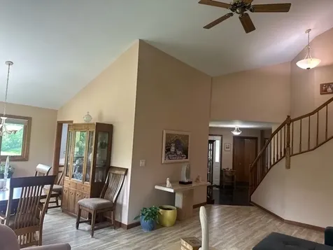 1767 Pebble Beach Drive Hoffman Estates IL 60169