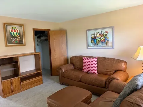 1767 Pebble Beach Drive Hoffman Estates IL 60169