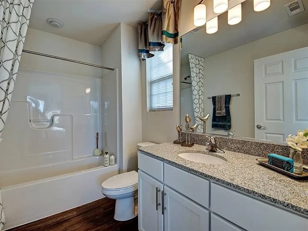 4217 Pond Willow Road Naperville IL 60564