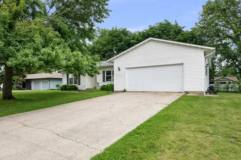 619 Shadycrest Drive Kewanee IL 61443