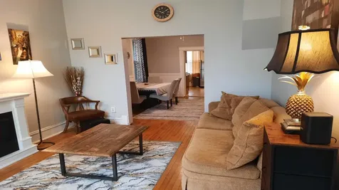 1734 North Sedgwick Street Chicago IL 60614