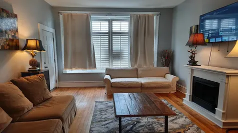 1734 North Sedgwick Street Chicago IL 60614