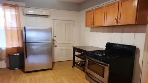 1734 North Sedgwick Street Chicago IL 60614