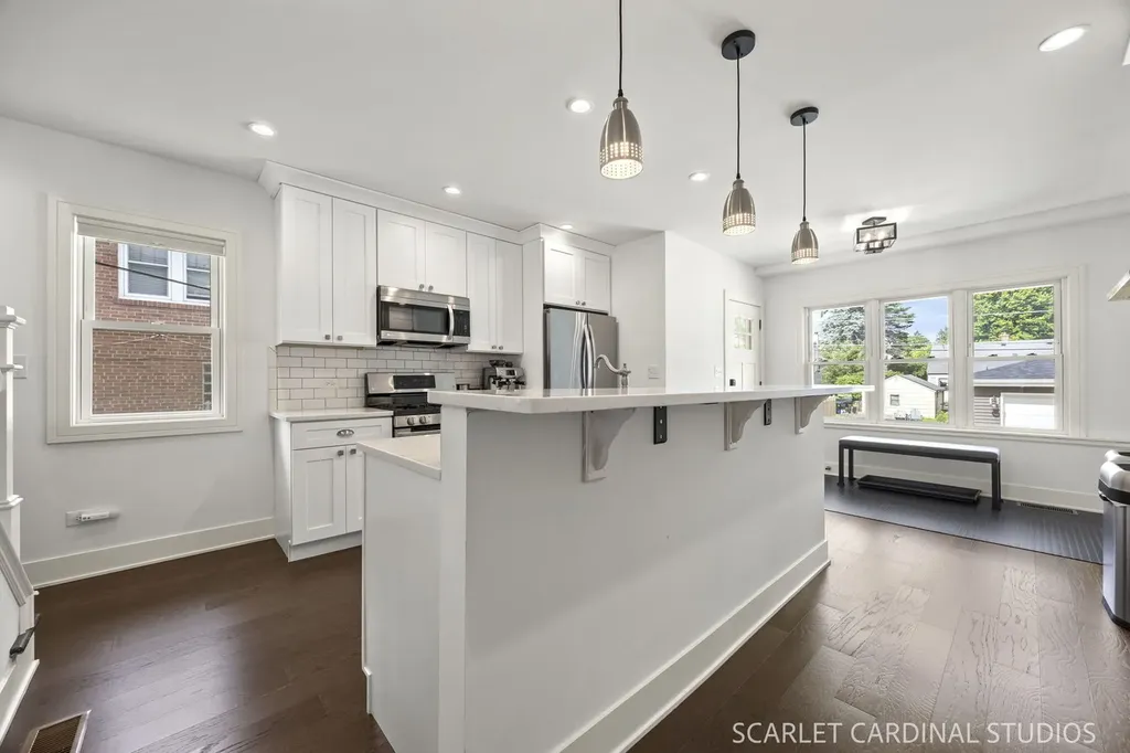 226 South Lombard Avenue Lombard IL 60148