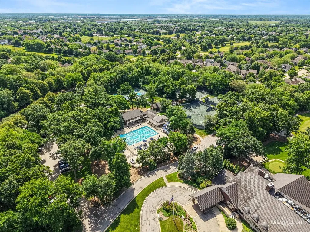 1495 Woodcrest Court Aurora IL 60502