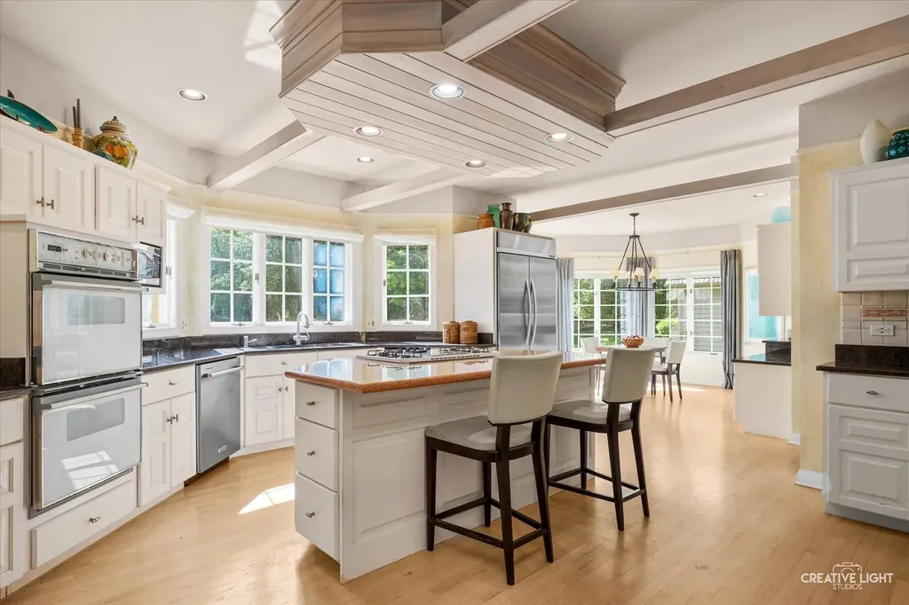 1495 Woodcrest Court Aurora IL 60502