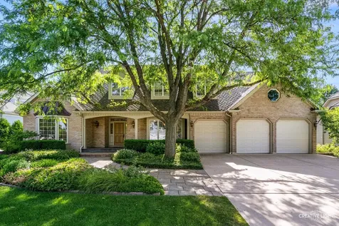 1495 Woodcrest Court Aurora IL 60502