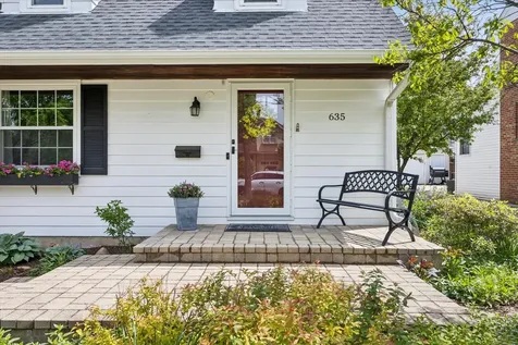 635 South Catherine Avenue La Grange IL 60525