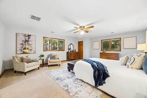 635 South Catherine Avenue La Grange IL 60525