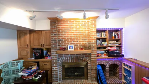 276 Continental Lane Schaumburg IL 60194