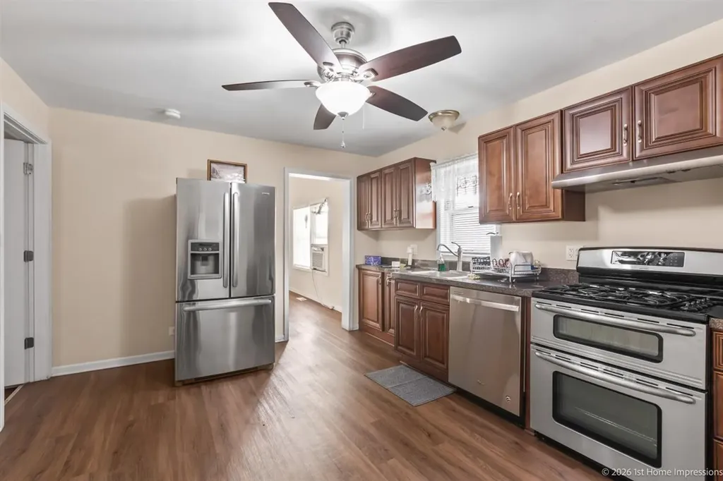10358 South Torrence Avenue Chicago IL 60617