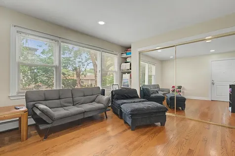 2111 North 75th Avenue Elmwood Park IL 60707
