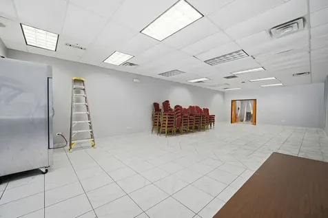 944 East Roosevelt Road West Chicago IL 60185