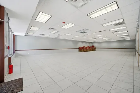 944 East Roosevelt Road West Chicago IL 60185