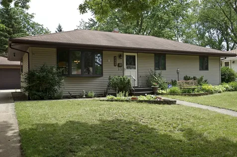 2404 Winnetka Drive Rockford IL 61108
