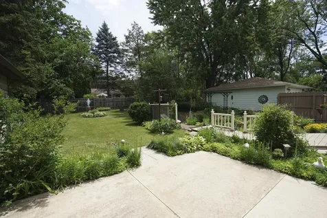 2404 Winnetka Drive Rockford IL 61108