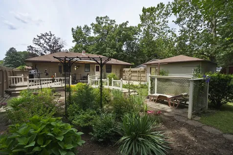 2404 Winnetka Drive Rockford IL 61108