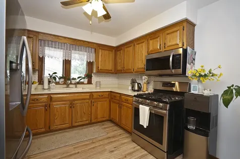 2404 Winnetka Drive Rockford IL 61108