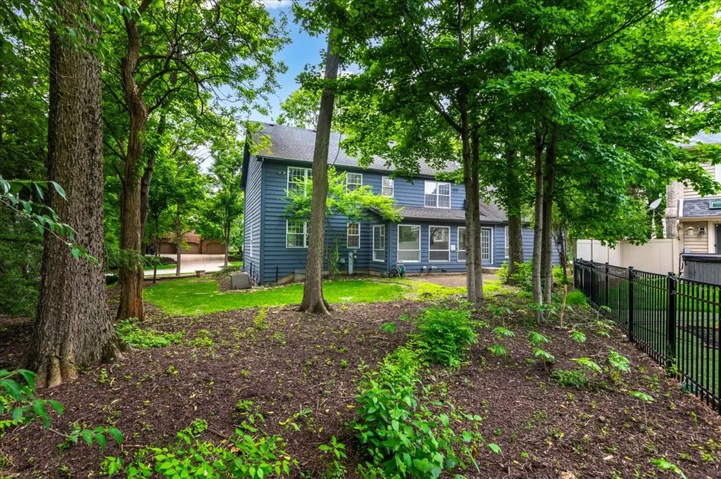 1159 Hobson Mill Drive Naperville IL 60540