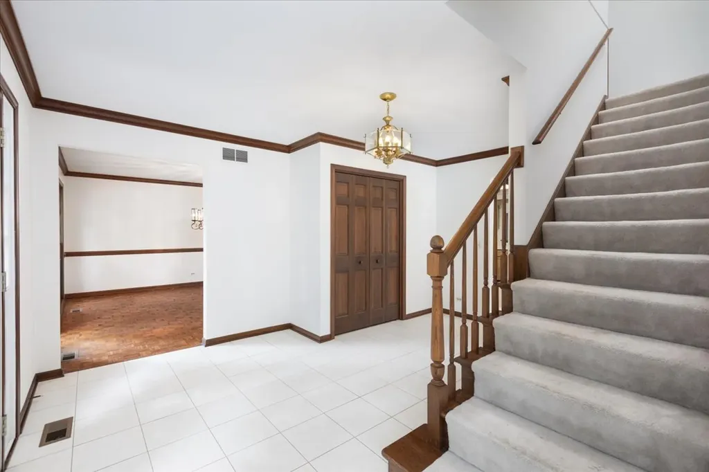 1159 Hobson Mill Drive Naperville IL 60540