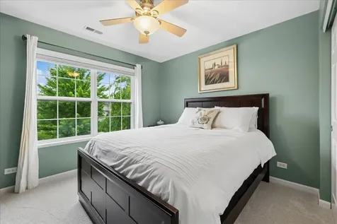 327 Shelbourne Road Volo IL 60073