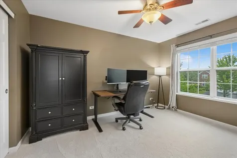 327 Shelbourne Road Volo IL 60073
