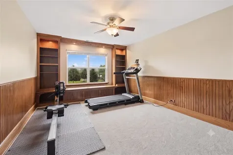 327 Shelbourne Road Volo IL 60073