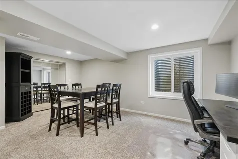 327 Shelbourne Road Volo IL 60073
