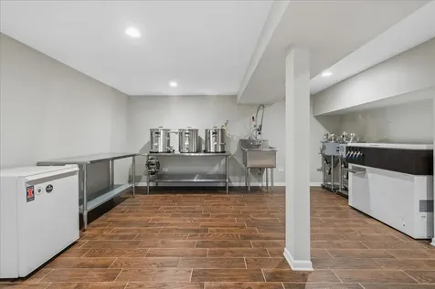 327 Shelbourne Road Volo IL 60073