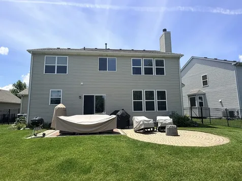 327 Shelbourne Road Volo IL 60073