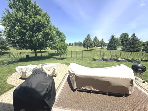 327 Shelbourne Road Volo IL 60073