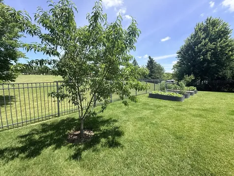 327 Shelbourne Road Volo IL 60073