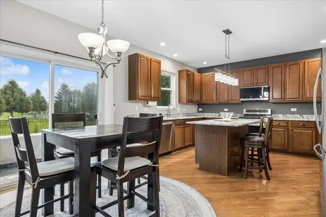 327 Shelbourne Road Volo IL 60073